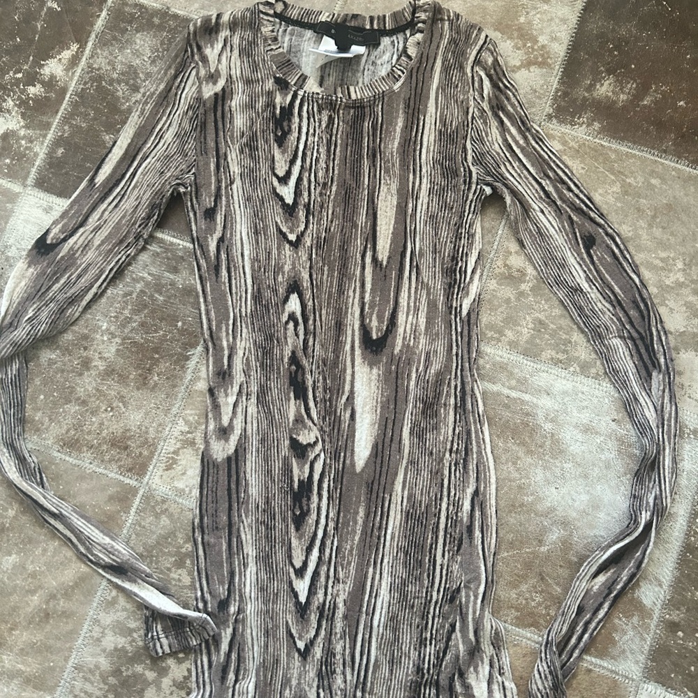 Bcbgmaxazria Brown Patterned Fitted Top - image 1